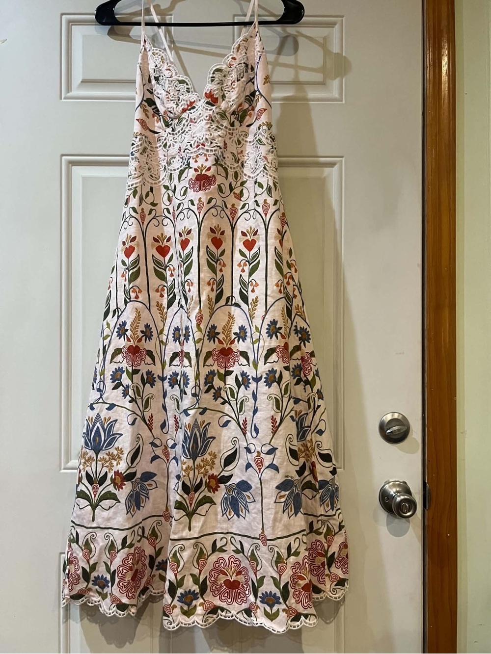 FARM Rio Cream Maxi Dress  with Multicolor Floral Embroidery Size Medium